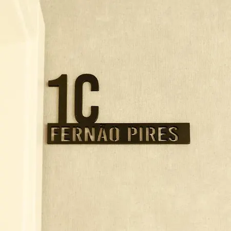 Apartament Trindade 19 - 1c Fernao Pires Lizbona