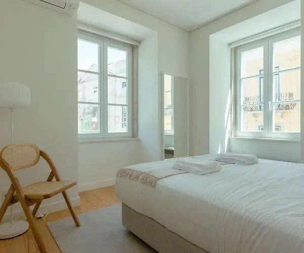 Apartmán Trindade 19 - 1c Fernao Pires Lisboa